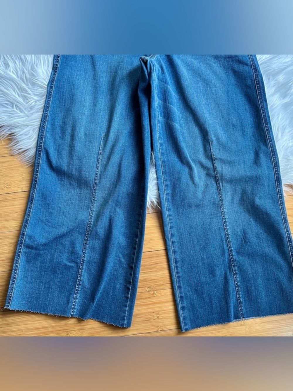 Spanx Seamed Front Wide Leg High Rise Raw Hem Capris Size XL - Picture 4 of 9